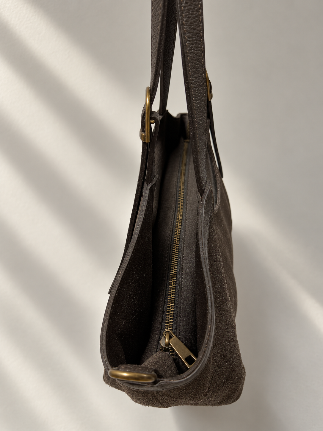 Borsa Shopper Donna in Vera Pelle Scamosciata Made in Italy con Manici Regolabili e Zip