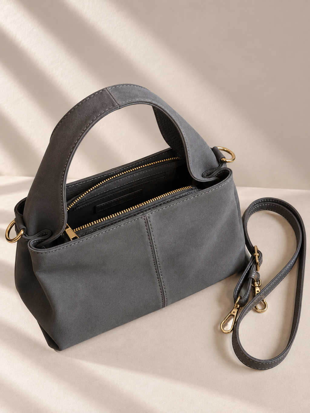 Borsa a Spalla in Camoscio Vera Pelle – Made in Italy | Tracolla Regolabile