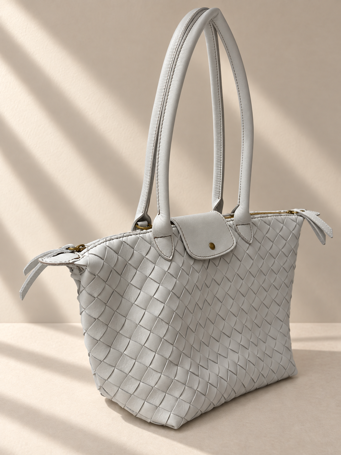 Borsa Hobo in Pelle Intrecciata a Mano con Tasca Frontale con Patta e Chiusura Superiore con Cerniera